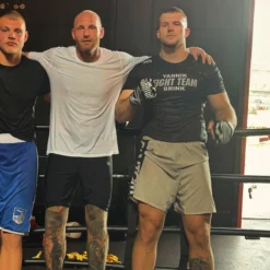 Fightshorts EVO Apex - Sand -Boxing Bargain Shop Phantom Athletics Fightshorts EVO Apex Sand Muay Thai Shorts