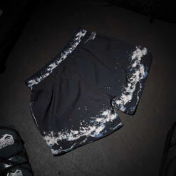 Fightshorts FUSION-R Tiger Vs. Shark -Boxing Bargain Shop Phantom Athletics MMA EVO Fusion Shorts Tiger vs shark Black 4