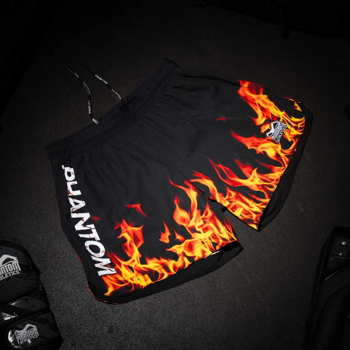 Fightshorts FUSION-R Punisher 5 Fightshorts FUSION-R Punisher - Image 3