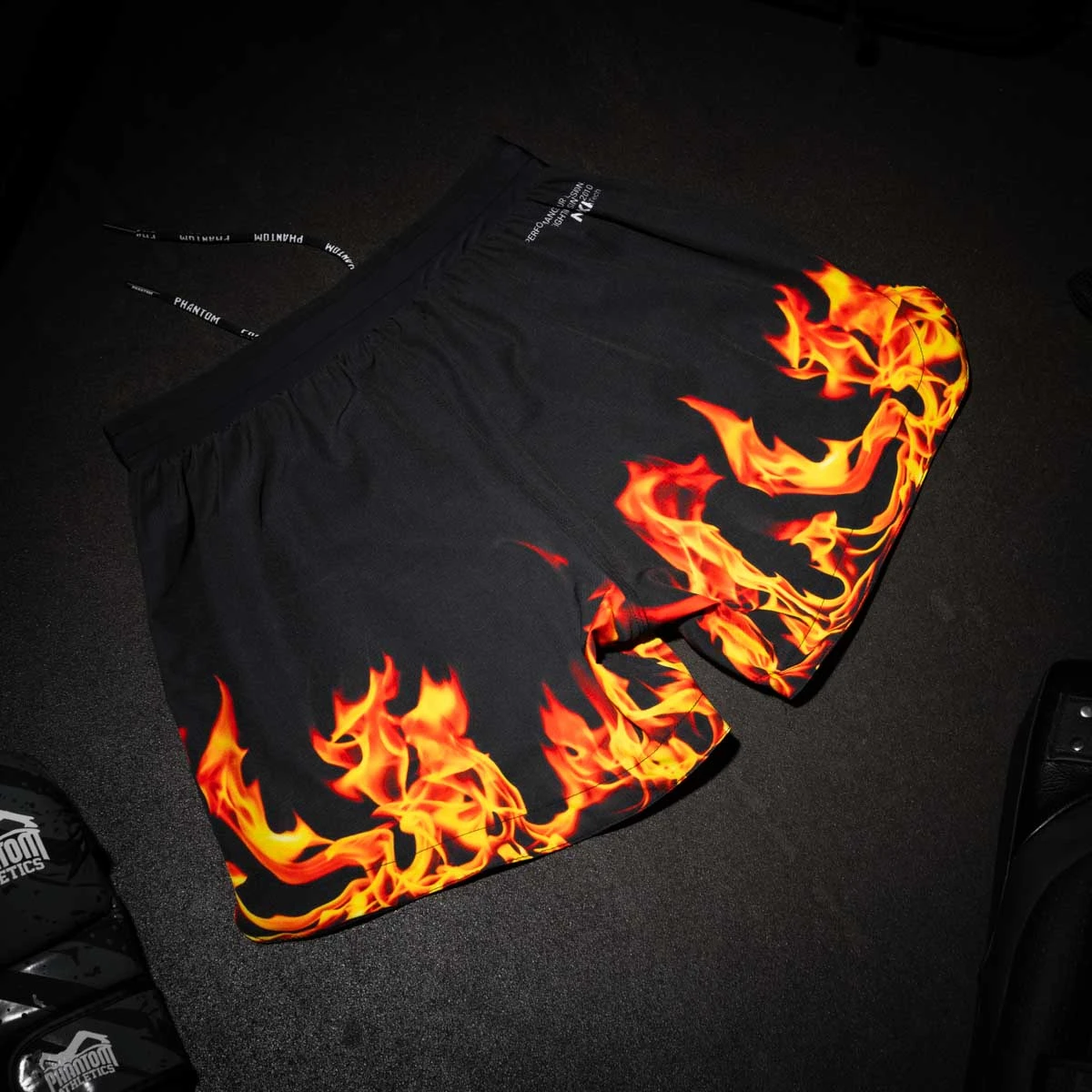 Fightshorts FUSION-R Punisher 6 Fightshorts FUSION-R Punisher - Image 4