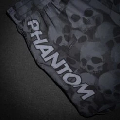 Fightshorts FUSION-R MGS Skull Camo 24 Fightshorts FUSION-R MGS Skull Camo -Boxing Bargain Shop Phantom Athletics MMA Fightshorts FUSION MGS Skulls black Camo 7