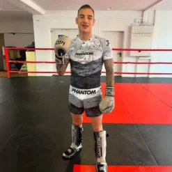 Schienbeinschutz APEX Hybrid - Sand -Boxing Bargain Shop Phantom Athletics Rashguard SS Delta 14 2