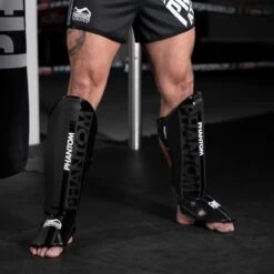 Schienbeinschutz APEX Striking -Boxing Bargain Shop Phantom Athletics Shinguards Apex Striking Faustschlag Schutz