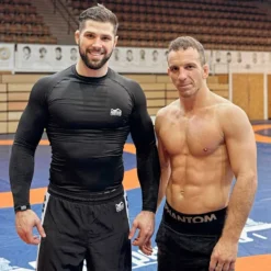 Fightshorts EVO Apex -Boxing Bargain Shop Ringer Robert Fritsch mit der Phantom Athletics Fightshorts f r intensives MMA Training