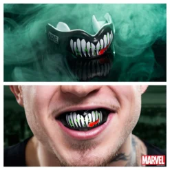 Safejawz Ortho Zahnschutz Für Zahnspangen - Marvel Venom 9 Safejawz Ortho Zahnschutz Für Zahnspangen - Marvel Venom -Boxing Bargain Shop SAFEJAWZ Zahnschutz fuer Zahnspangen Marvel Venom Schwarz 2